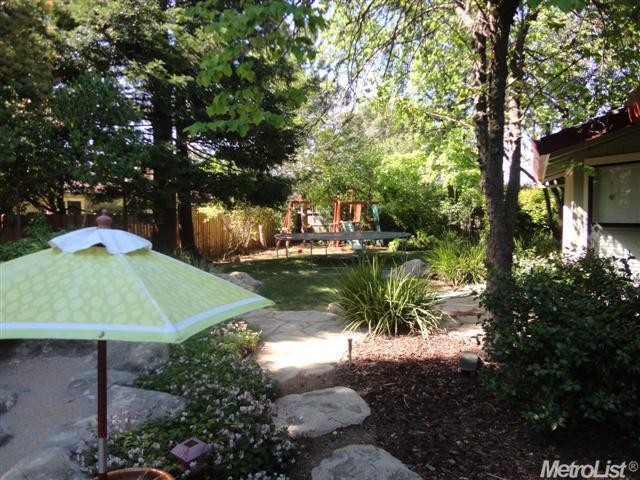 402 Riverview Dr, Auburn, CA 95603 photo 23