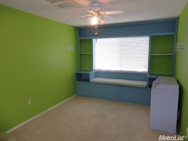 402 Riverview Dr, Auburn, CA 95603 photo 18