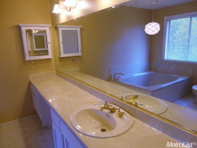 402 Riverview Dr, Auburn, CA 95603 photo 15
