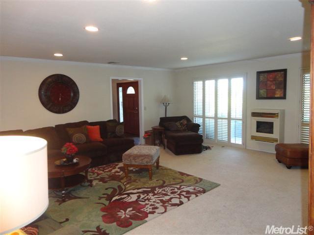 402 Riverview Dr, Auburn, CA 95603 photo 6