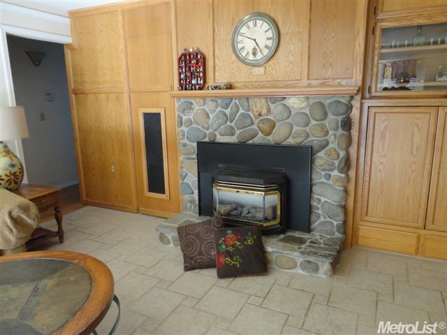 402 Riverview Dr, Auburn, CA 95603 photo 11