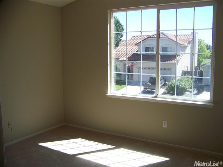 745 Shelborne Dr, Tracy, CA 95377 photo 9