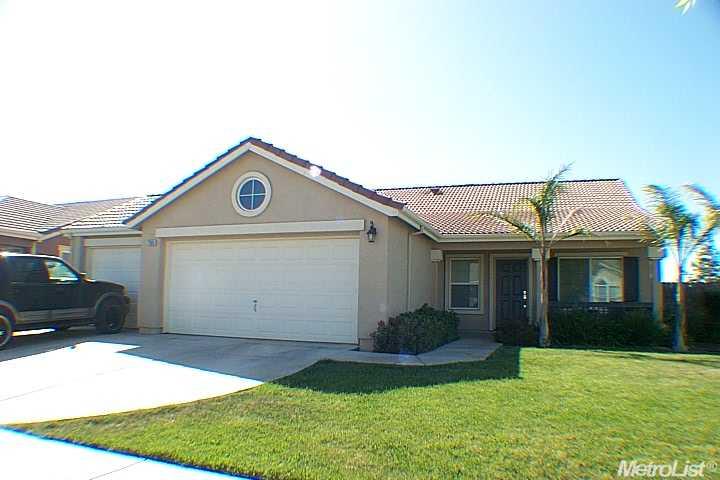 768 Bertwood Ln, Patterson, CA 95363 photo 1