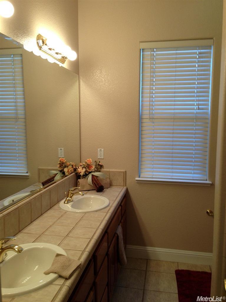 4030 Poppleton Way, Carmichael, CA 95608 photo 6