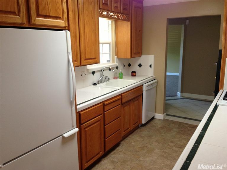 1621 Robbie Ave, Modesto, CA 95350 photo 5