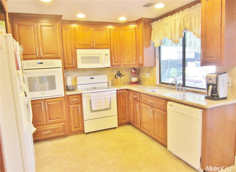 1534 Alyssa Pl, Manteca, CA 95337 photo 4