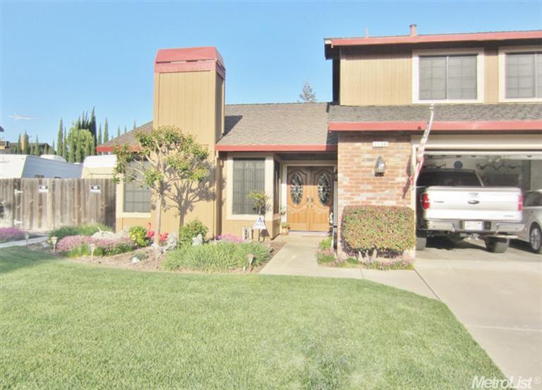 1534 Alyssa Pl, Manteca, CA 95337 photo 3