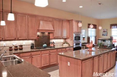 1344 Maple Valley St, Manteca, CA 95336 photo 9