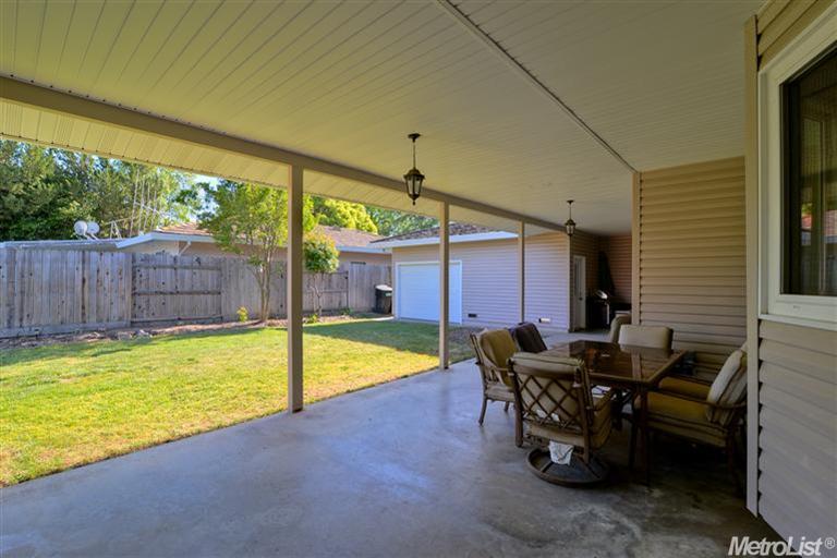 6424 Moraga Dr, Carmichael, CA 95608 photo 8
