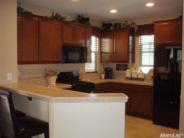 725 Equinox Loop, Lincoln, CA 95648 photo 4