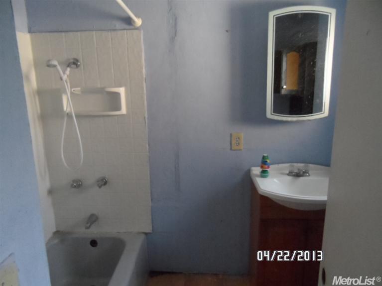 300 Imperial Ave, Modesto, CA 95358 photo 6