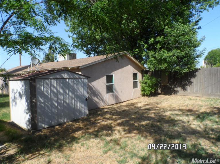 300 Imperial Ave, Modesto, CA 95358 photo 2