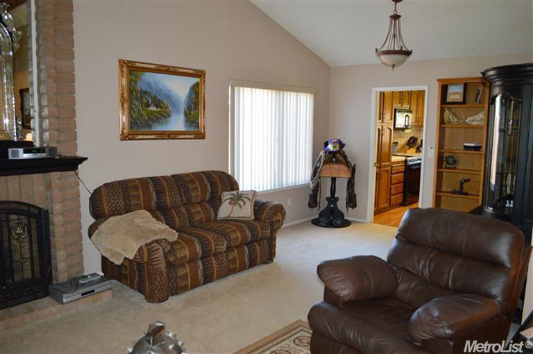 2509 Glasgow Dr, Ceres, CA 95307 photo 4
