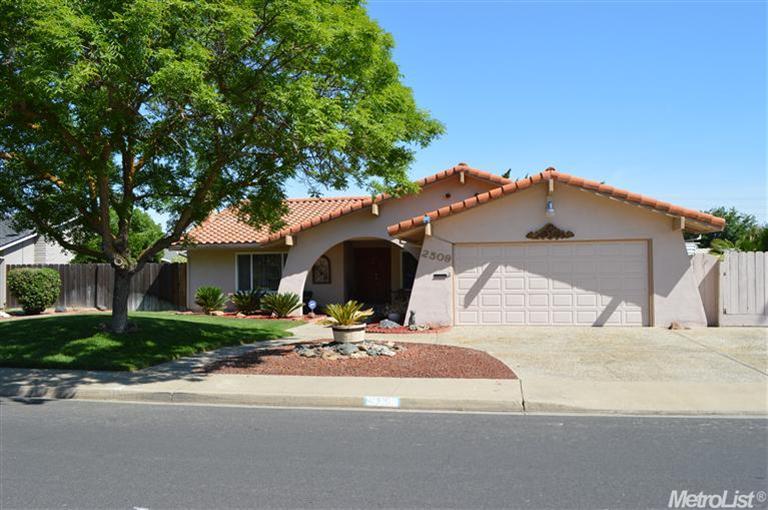 2509 Glasgow Dr, Ceres, CA 95307 photo 1