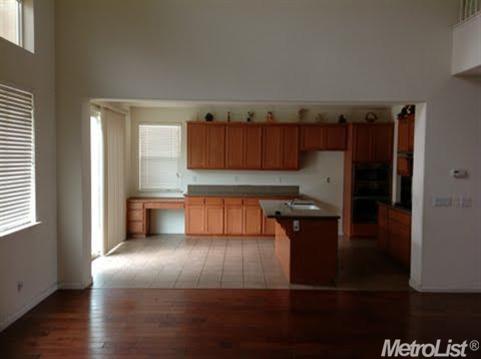 2131 Derrick Ave, Manteca, CA 95337 photo 4