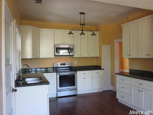 1201 Cahill, Turlock, CA 95380 photo 8
