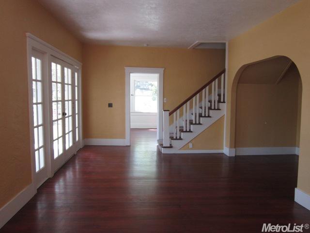 1201 Cahill, Turlock, CA 95380 photo 2