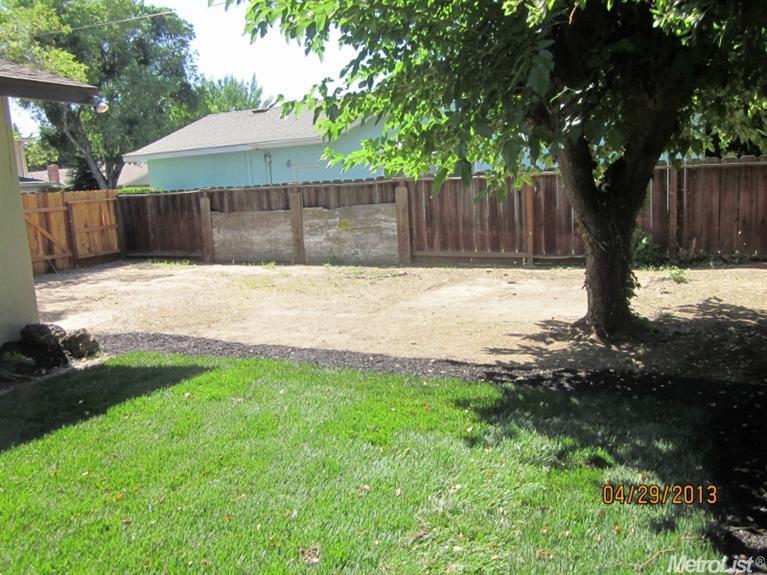 1127 Orchid Ave, Modesto, CA 95355 photo 13