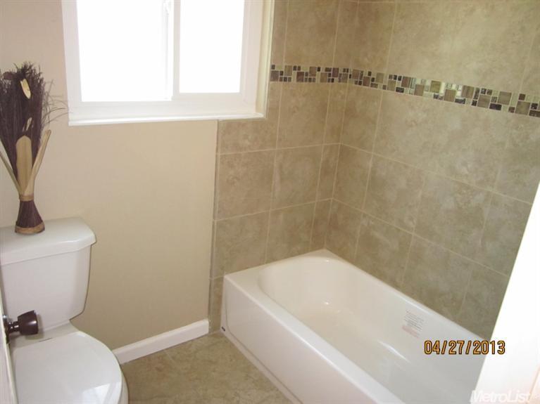 1127 Orchid Ave, Modesto, CA 95355 photo 8