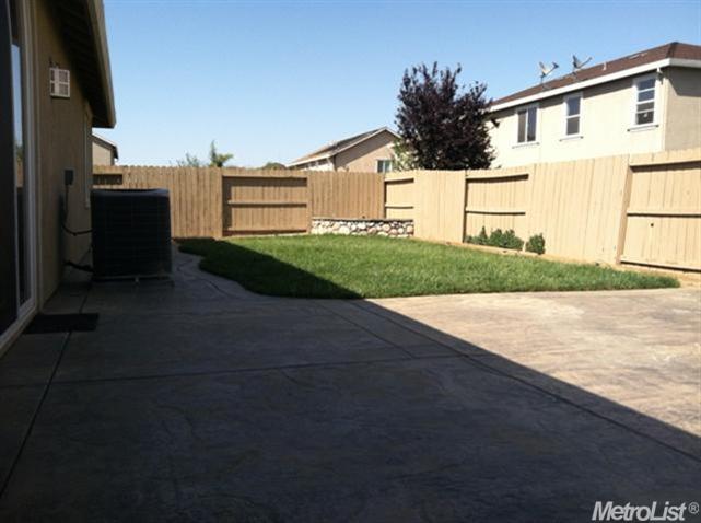 244 Bella Flora Ln, Patterson, CA 95363 photo 15