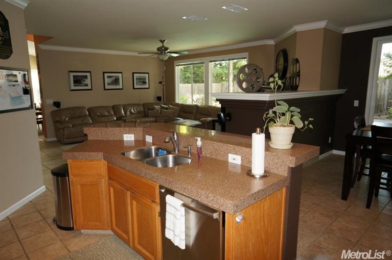 2903 Cameron Dr, Rocklin, CA 95765 photo 5