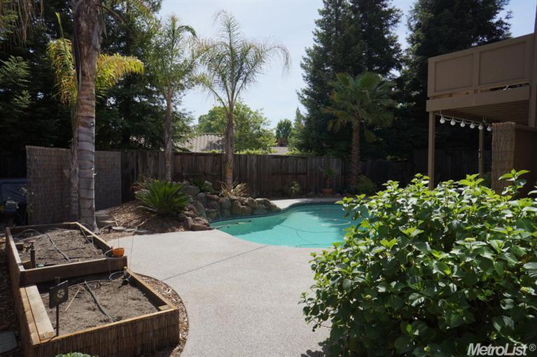 2903 Cameron Dr, Rocklin, CA 95765 photo 1