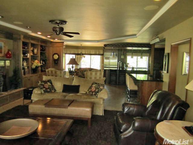 1344 Rivergate Dr, Lodi, CA 95240 photo 3