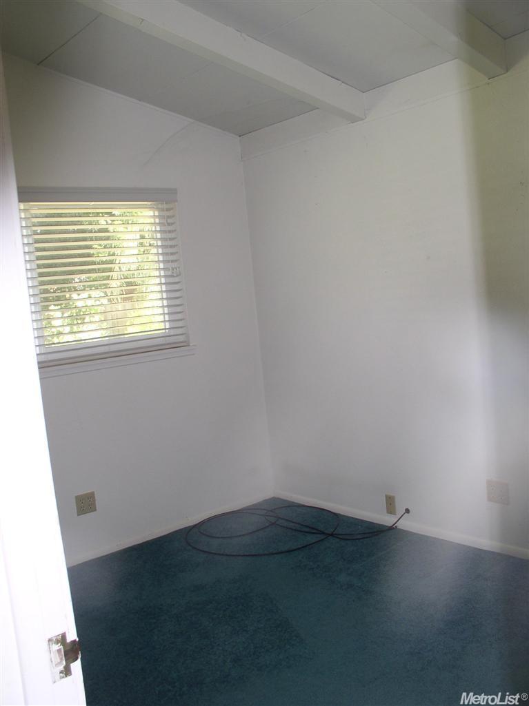 411 Baker St, Winters, CA 95694 photo 4