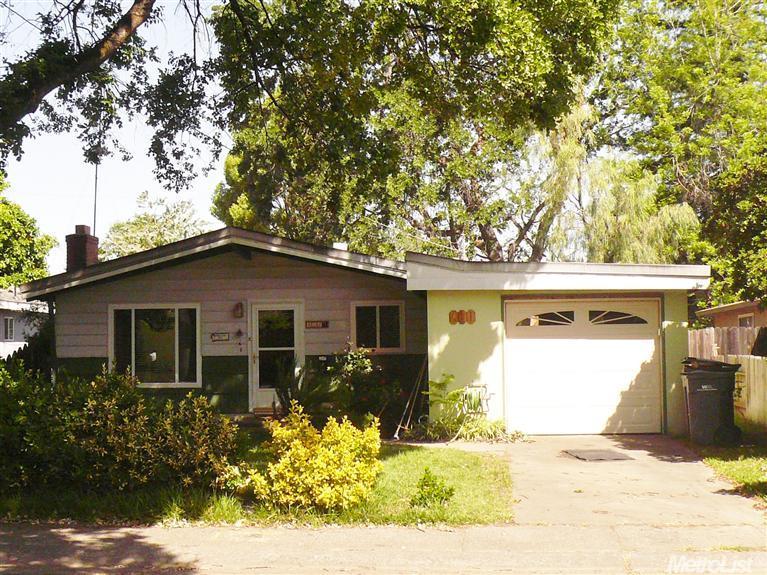 411 Baker St, Winters, CA 95694 photo 1