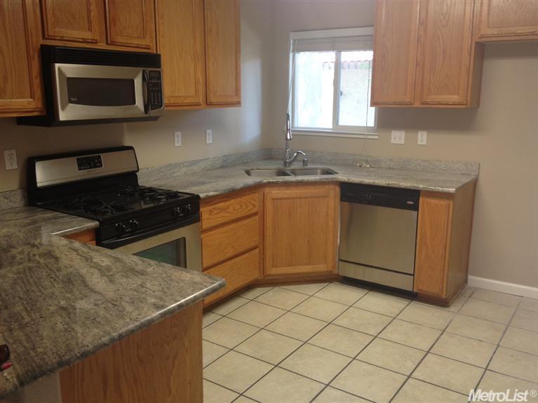 4057 Dale Rd #d, Modesto, CA 95356 photo 2