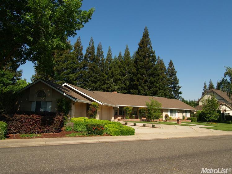 7307 Stonegate Dr, Modesto, CA 95356 photo 2