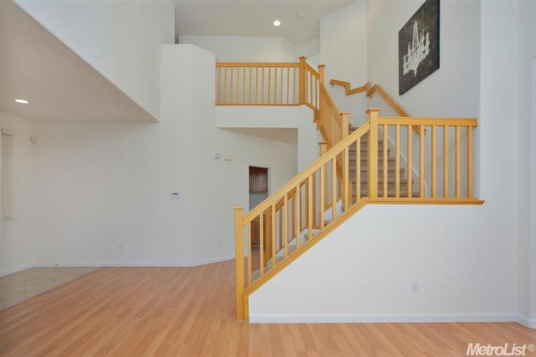 4318 Vistosa, Davis, CA 95618 photo 2