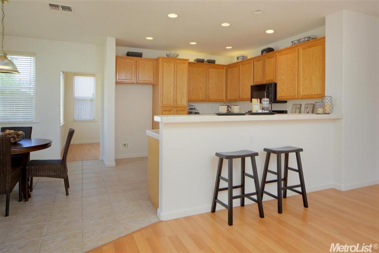 4318 Vistosa, Davis, CA 95618 photo 5