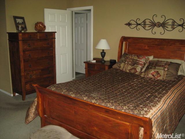 1016 Jayhawk Way, Modesto, CA 95358 photo 9