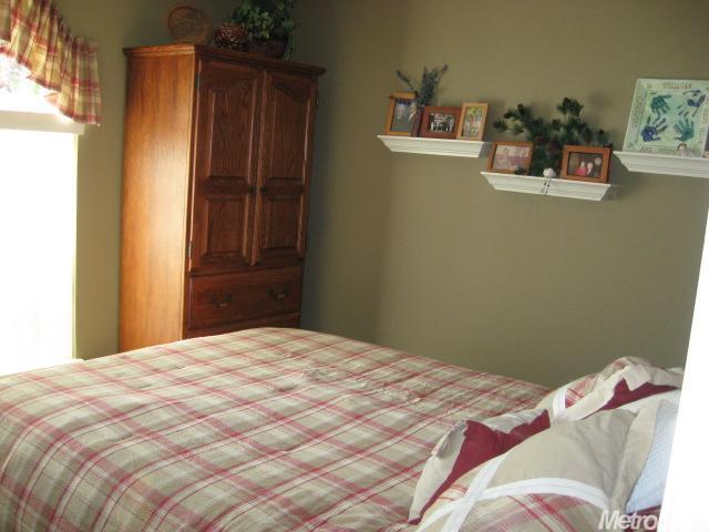 1016 Jayhawk Way, Modesto, CA 95358 photo 7