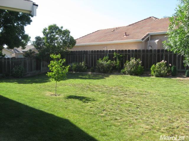 1016 Jayhawk Way, Modesto, CA 95358 photo 16