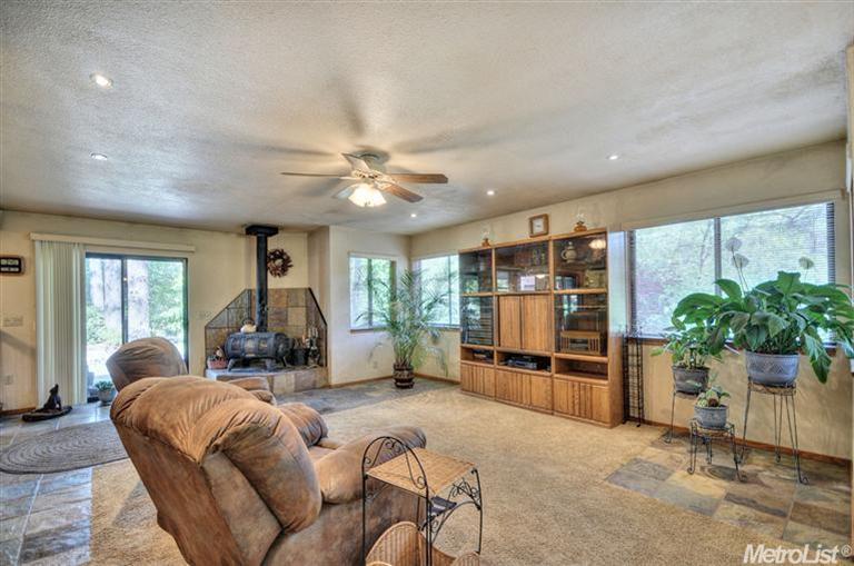 1057 Madrone Ln, Placerville, CA 95667 photo 10