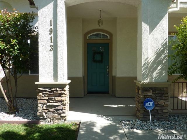 1913 Snyder Ave, Modesto, CA 95356 photo 2