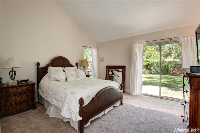 1712 Valdora St, Davis, CA 95618 photo 12