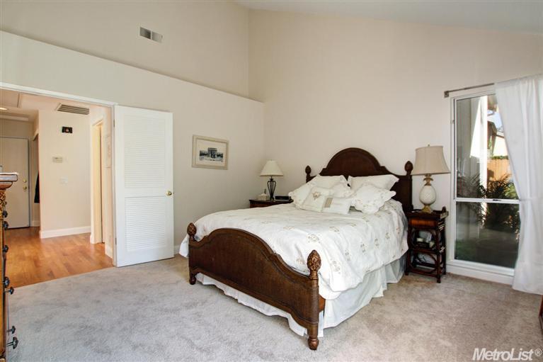 1712 Valdora St, Davis, CA 95618 photo 13