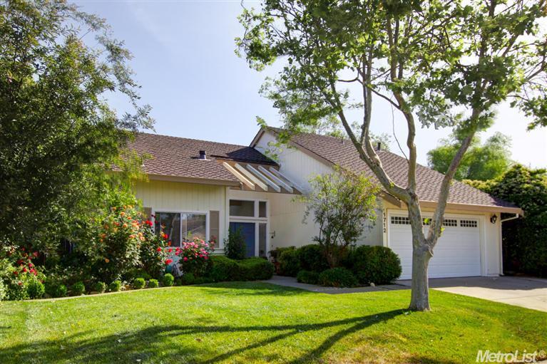 1712 Valdora St, Davis, CA 95618 photo 1
