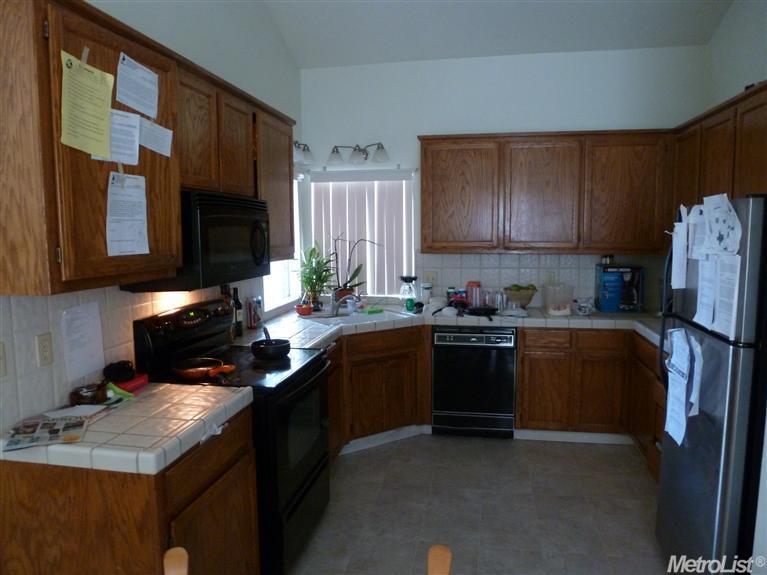 2429 E Orangeburg Ave, Modesto, CA 95355 photo 4