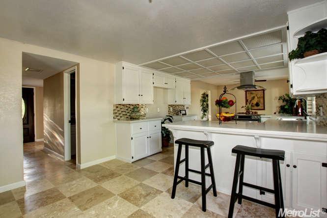 8475 Berry Rd, Wilton, CA 95693 photo 6