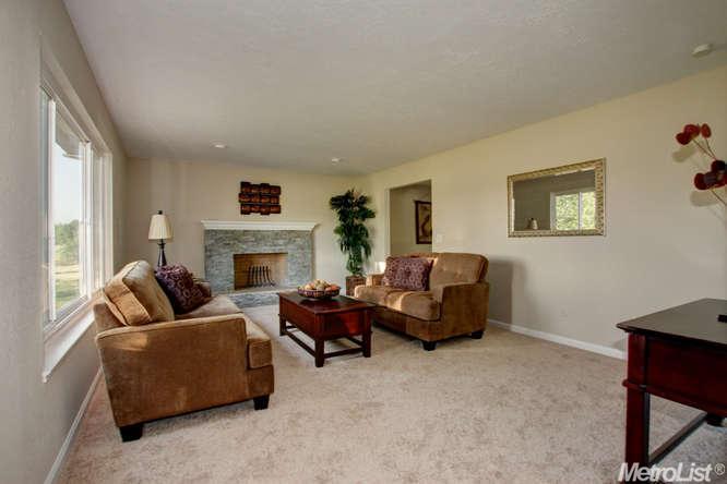 8475 Berry Rd, Wilton, CA 95693 photo 9