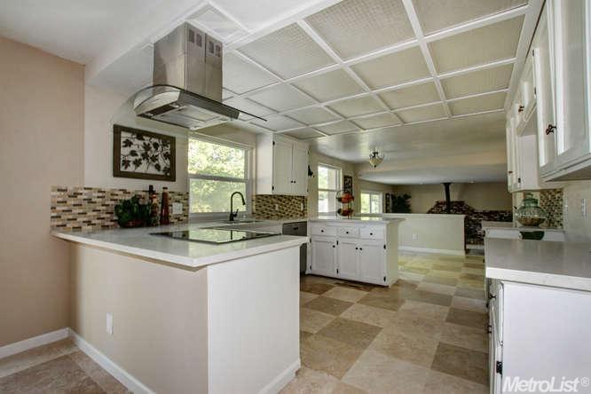 8475 Berry Rd, Wilton, CA 95693 photo 4