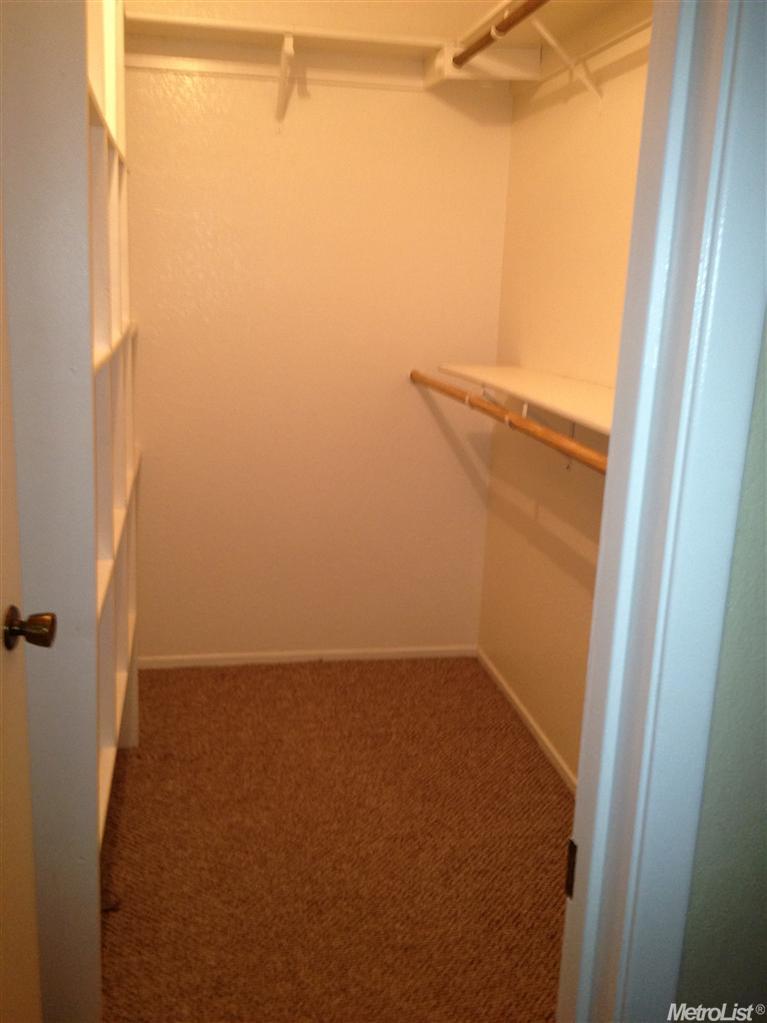1208 Carrie Ct, Modesto, CA 95358 photo 5
