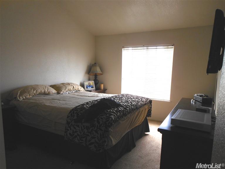 2012 Cobblestone Mnr, Modesto, CA 95355 photo 5