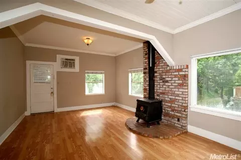 2890 Clay St, Placerville, CA 95667 photo 2