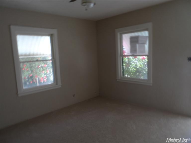 1612 Mitchell Ave, Escalon, CA 95320 photo 3