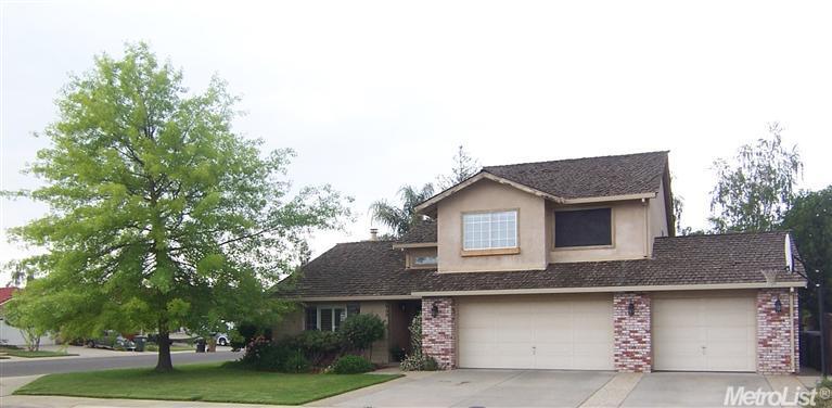 7409 Steeplechase Dr, Hughson, CA 95326 photo 1